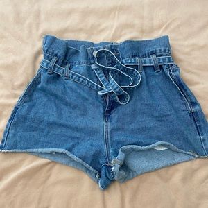 SUPER CUTE REDIAL PAPERBAG SHORTS